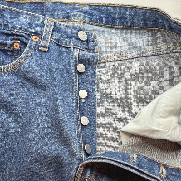 Vintage Levi’s 501 Classic Straight Leg Size 33 x 36 - Picture 12 of 16
